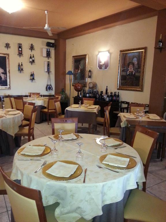 Albergo B&B Antica Trattoria Bacco Circello Esterno foto